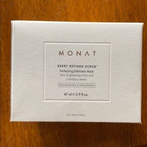 Monat Berry Refined Scrub